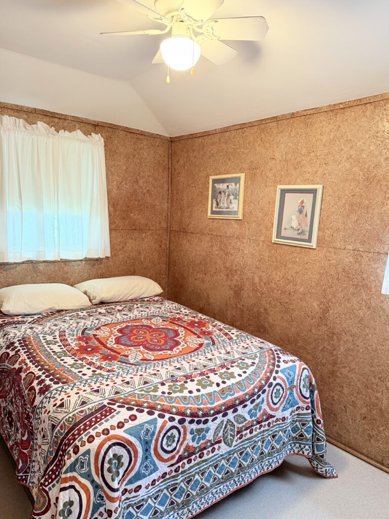 Full bedroom